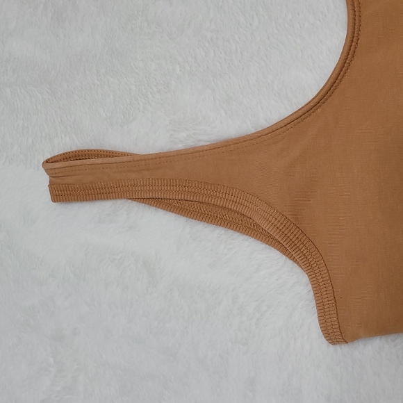 FP Movement Hot Shot Cami Crop Tank Top in Toasted Coconut XS - Picture 6 of 17